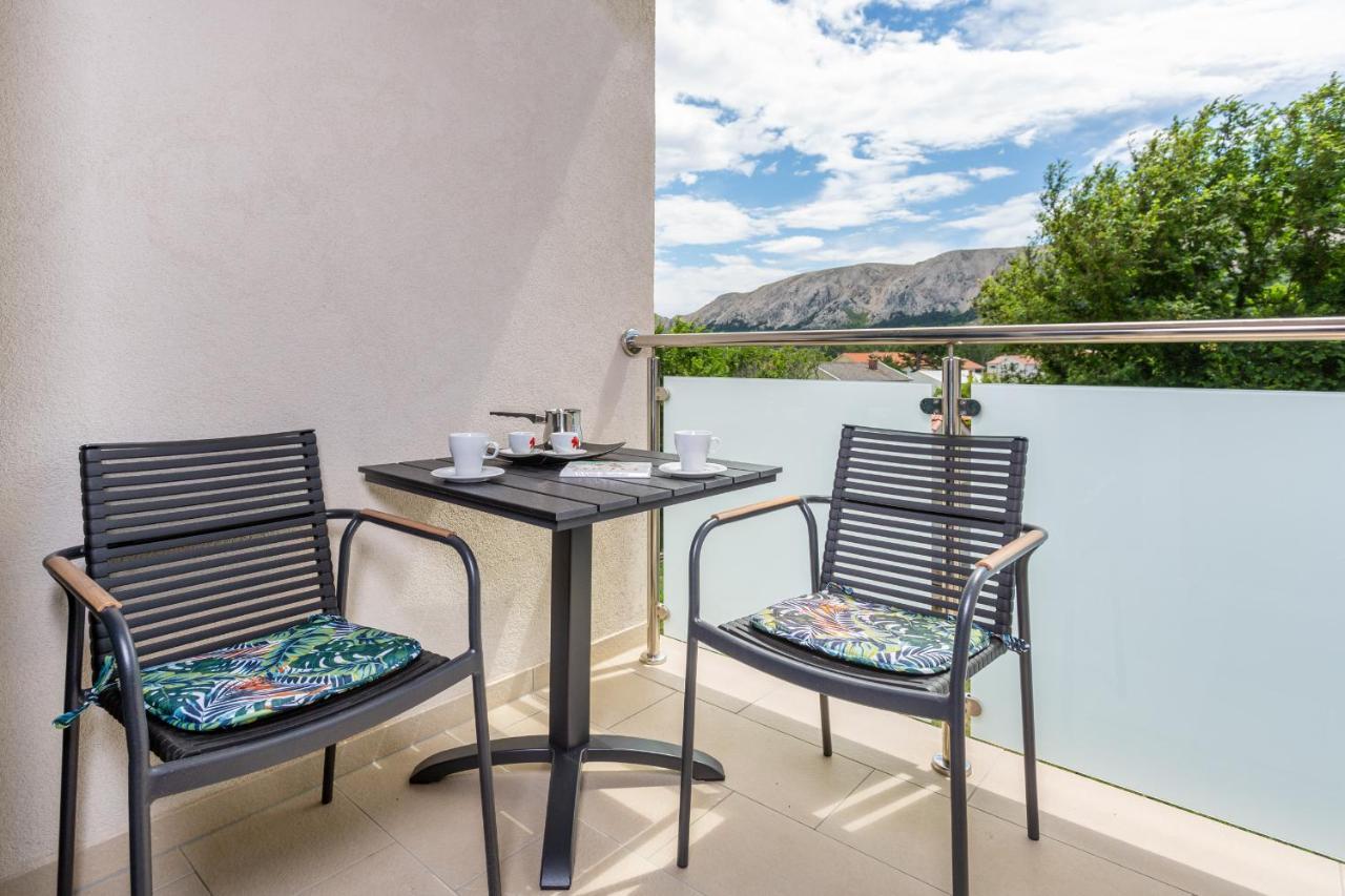 Divine Apartments Baska  Bagian luar foto