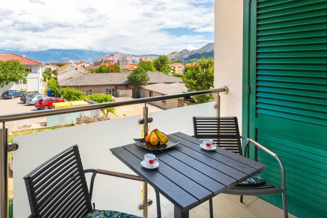 Divine Apartments Baska  Bagian luar foto